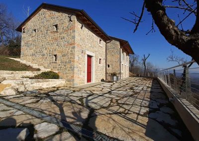 casolare ristrutturato